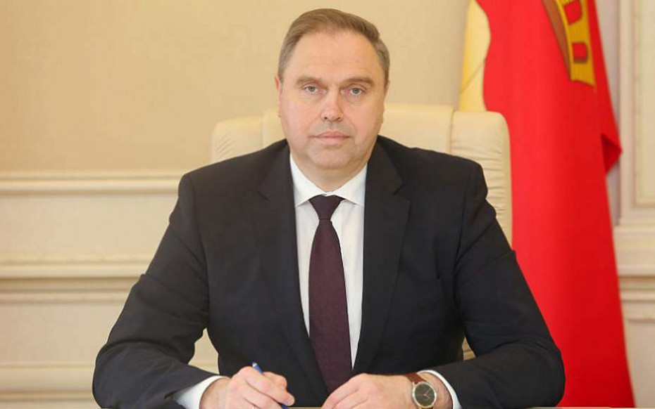 Председатель Гродненского облисполкома Владимир Караник поздравил белорусов с Днём народного единства