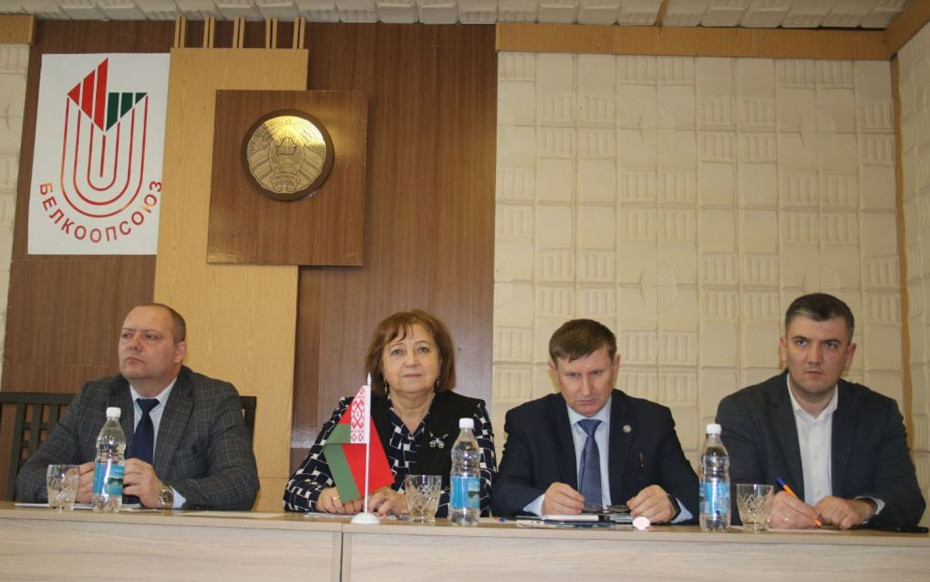 Отчетная профсоюзная конференция прошла в коллективе Ошмянского филиала облпотребобщества