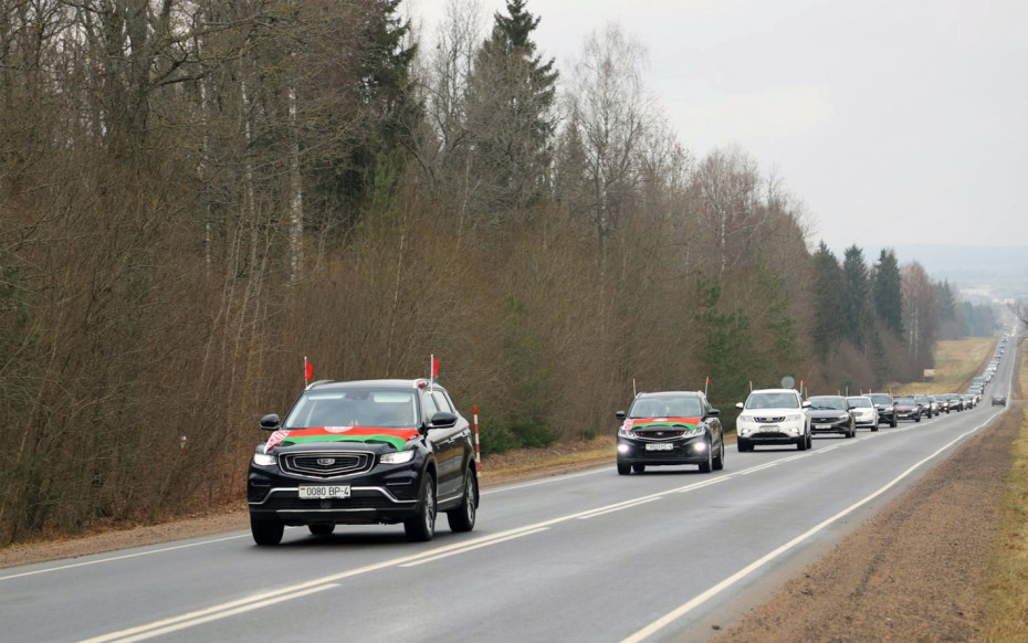 В Ошмянском районе прошел патриотический автопробег «За единую Беларусь»