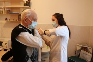 Вакцинация пожилых граждан в Ошмянах