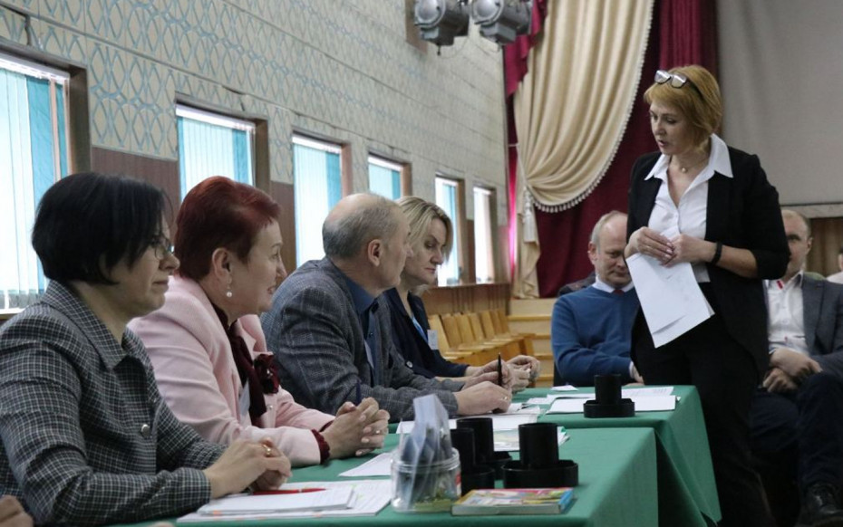 Тренинг для членов участковых избирательных комиссий прошел в Ошмянах
