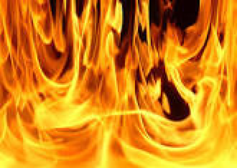 В Ошмянском районе при пожаре жилого дома погибли две женщины