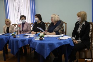 Диалоговая площадка прошла в отделении дневного пребывания для граждан пожилого возраста ТЦСОН Ошмянского района